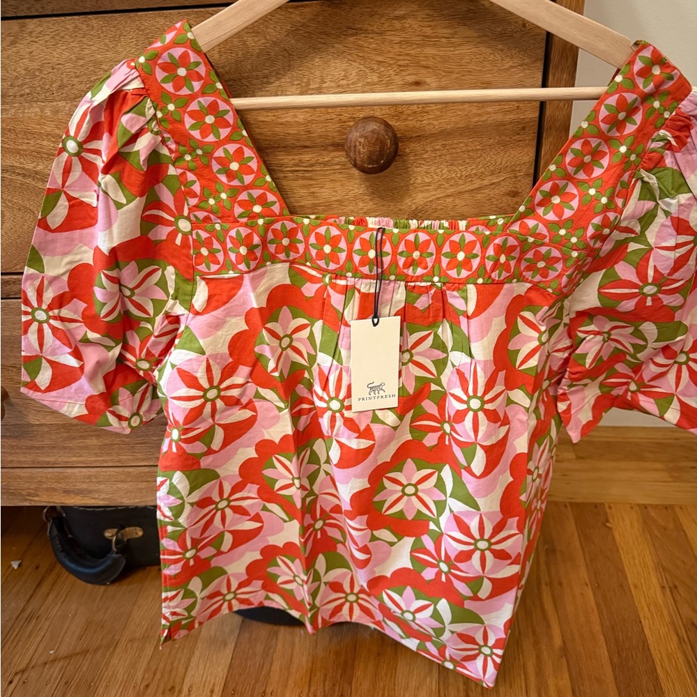 NWT ]Printfresh Tara Floral Square Neck Blouse in Flower Hour M - Pink and Green